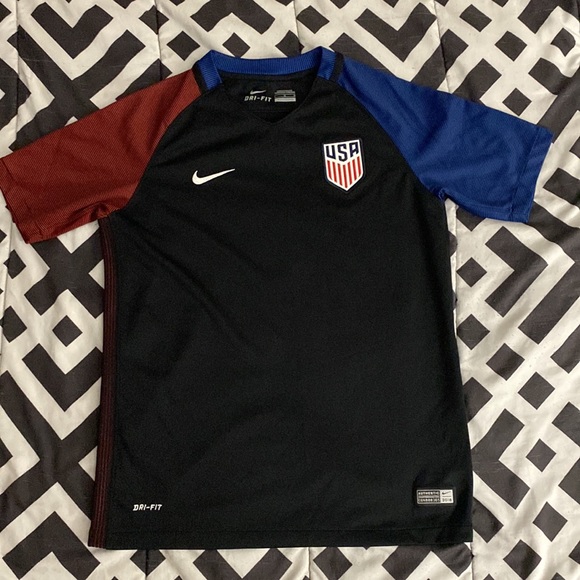 2pc Lot of Sport Tees - Picture 5 of 7